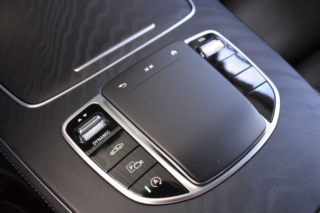 Mercedes-Benz E220d Limo Avantgarde 9G-tronic LED AIR WideScr.