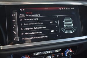 Audi Q3 35TDI S-tronic LED Navi3D VirtualC ACC RFKam.