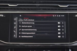 Audi Q7 45TDI quattro tiptron. Matrix Virtual HUD ACC