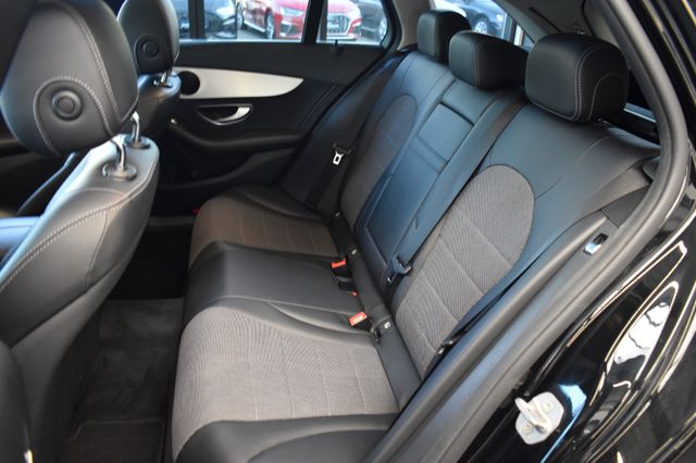 Mercedes-Benz C220d T Aut. 4Matic Avantgarde LED AHK Pano Navi