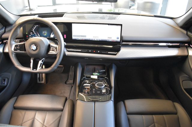 BMW 520d Limo xDrive Aut. M Sport LED Curved HUD 19"