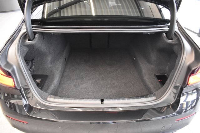 BMW 520d Limo xDrive Autom. Laser Live HUD Leder RFK
