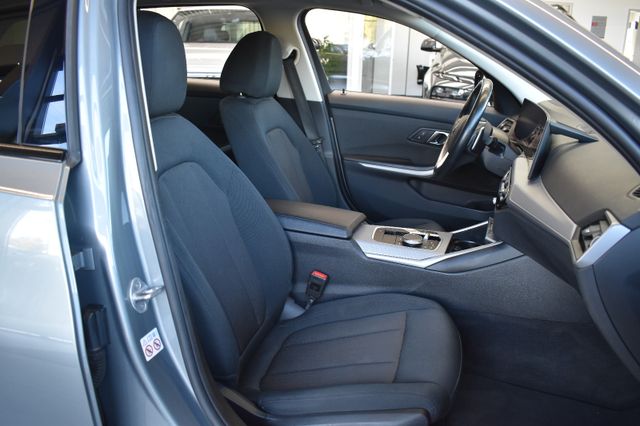 BMW 320d Touring Aut. LED CurvedD HeadUp AHK RFK LCI