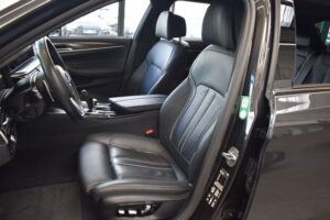 BMW 520d Touring xDrive M-Sport LED LiveCo H&K HuD