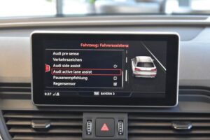 Audi Q5 2.0TDI quattro S-tron. S-Line LED Virtual AIR