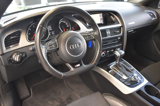 Audi A5 Sportb 2.0TDI quattro S-tronic S-Line MMI ACC
