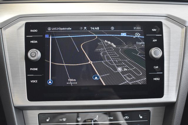 Volkswagen Passat Var. 2.0TDI Comfortline DSG LED ACC RFKam