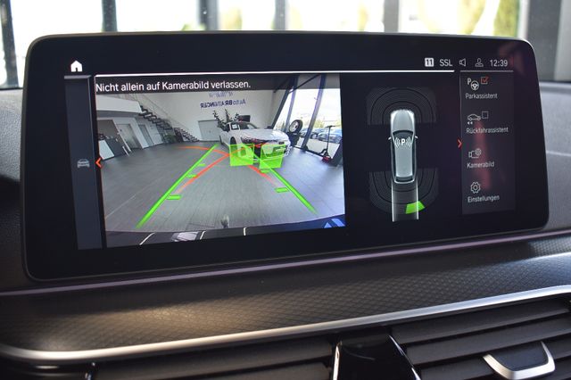 BMW 520d Touring xDrive M-Sport LED LiveCo H&K HuD