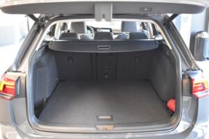 Volkswagen Golf 8 Var. DSG Life LED LiveCo ACC Massage RFK