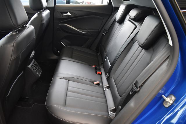 Opel Grandland X 1.5D Aut Ultimate LED Pano ACC Leder