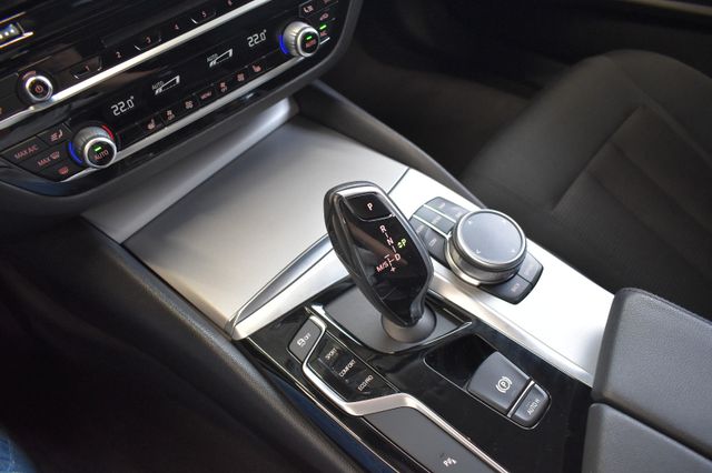 BMW 520d Touring xDrive Aut. LED RFK HUD ACC LiveCo.