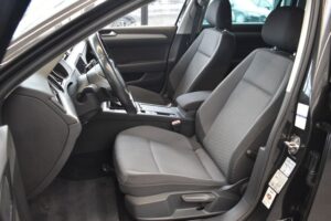 Volkswagen Passat Variant 2.0TDI DSG LED ACC RFKamera DAB