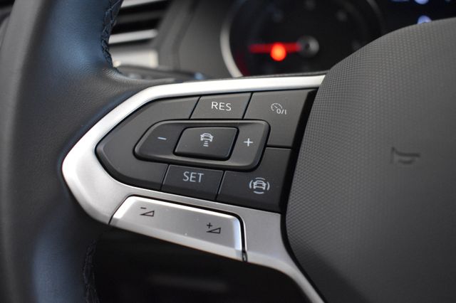 Volkswagen Passat Variant 2.0TDI DSG LED ACC RFKamera LaneA