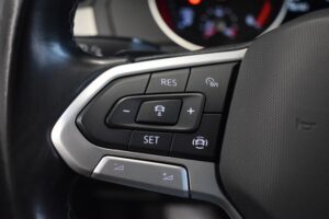Volkswagen Passat Variant 2.0TDI DSG LED ACC AHK RFKamera