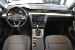 Volkswagen Passat Variant 2.0TDI DSG LED ACC AHK RFKamera