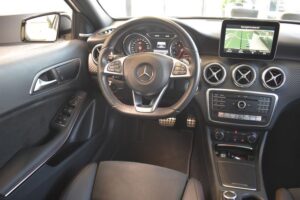 Mercedes-Benz A 220 4Matic Aut. AMG-line LED H&K Alcantara PDC