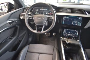 Audi Q8 e-tron 50 quattro S-Line Matrix HUD VirtualC.