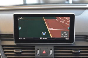 Audi Q5 2.0TDI quattro S-tron. S-Line LED Virtual AIR