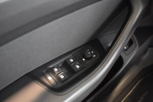 Volkswagen Passat Variant 2.0TDI DSG LED ACC AHK RFKamera