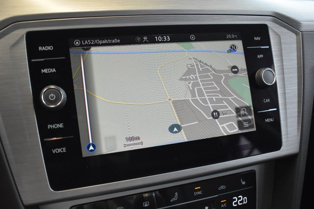 Volkswagen Passat Variant 2.0TDI DSG LED ACC RFKamera LaneA
