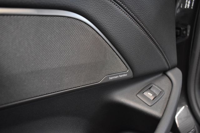 BMW 520d Touring xDrive M-Sport LED LiveCo H&K HuD