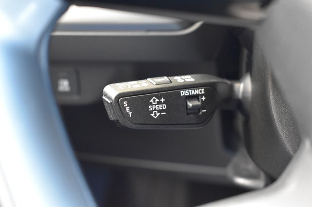 Audi Q4 e-tron 40 LED VirtualC AHK RFKamera ACC LaneA