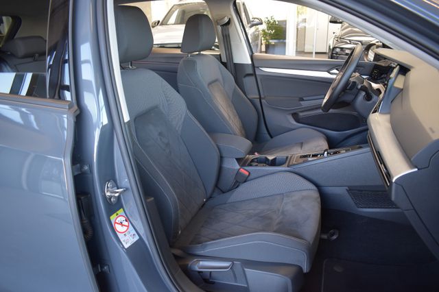 Volkswagen Golf 8 Var. DSG Life LED LiveCo ACC Massage RFK