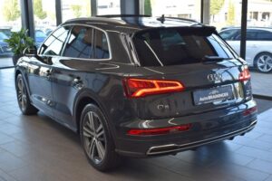 Audi Q5 2.0TDI quattro S-tron. S-Line LED Virtual AIR