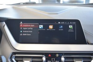 BMW 118d Limo Advantage Aut. LED HUD ACC LiveCockpit