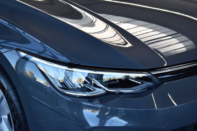 Volkswagen Golf 8 Limo Life LED LiveC AHK RFKamera ACC Lane
