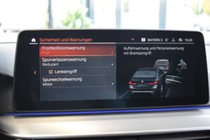 BMW 520d Limo xDrive Autom. Laser Live HUD Leder RFK