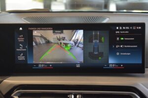 BMW 320d Touring Aut. LED CurvedD HeadUp AHK RFK LCI