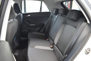 Volkswagen T-Roc 2.0TDI Style Schalter Navi3D AHK PDC DAB