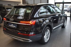 Audi Q7 45TDI quattro tiptron. Matrix Virtual HUD ACC