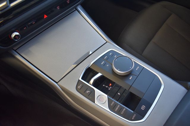 BMW 320d Touring Aut. LED CurvedD HeadUp AHK RFK LCI