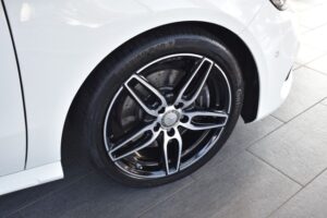 Mercedes-Benz A 220 4Matic Aut. AMG-line LED H&K Alcantara PDC