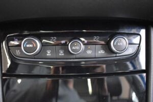 Opel Grandland X 1.5D Aut Ultimate LED Pano ACC Leder