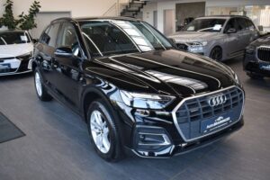 Audi Q5 50TFSIe quattro S-tronic LED VirtualCo Navi3D