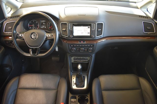 Volkswagen Sharan 2.0TDI DSG Comfortline 7-Sitzer Navi ACC