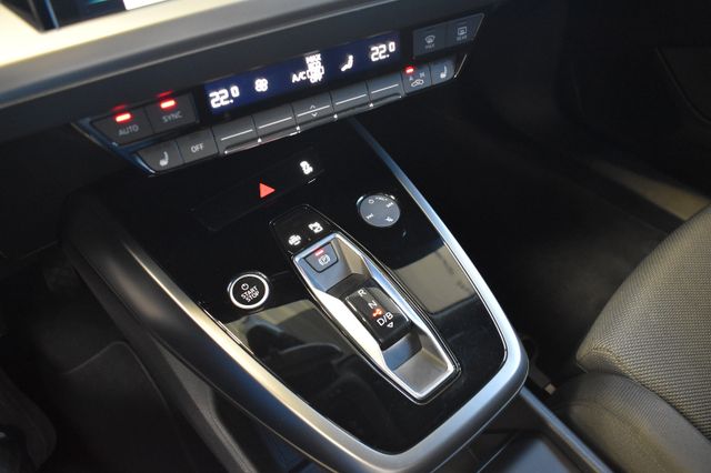Audi Q4 e-tron 40 LED VirtualC AHK RFKamera ACC LaneA