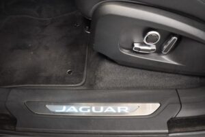 Jaguar F-Pace D165 AWD Aut. LED Leder ACC HuD AHK