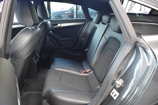 Audi A5 Sportb 2.0TDI quattro S-tronic S-Line MMI ACC