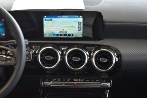 Mercedes-Benz A 180d 8G-DCT Panorama DAB CarPlay RFKam SHZ