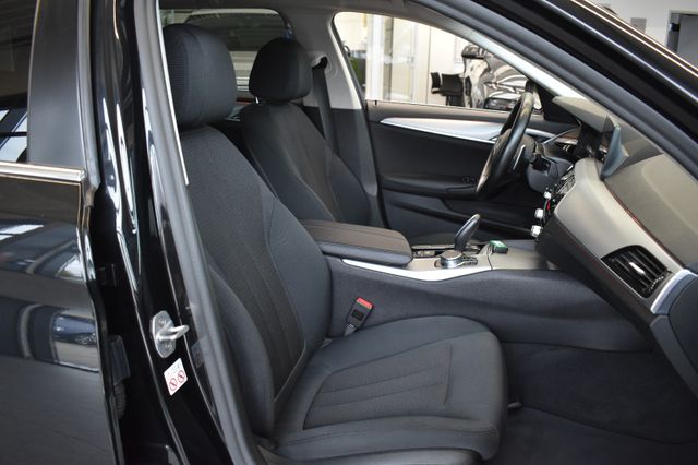 BMW 520d Touring xDrive Aut. LED RFK HUD ACC LiveCo.